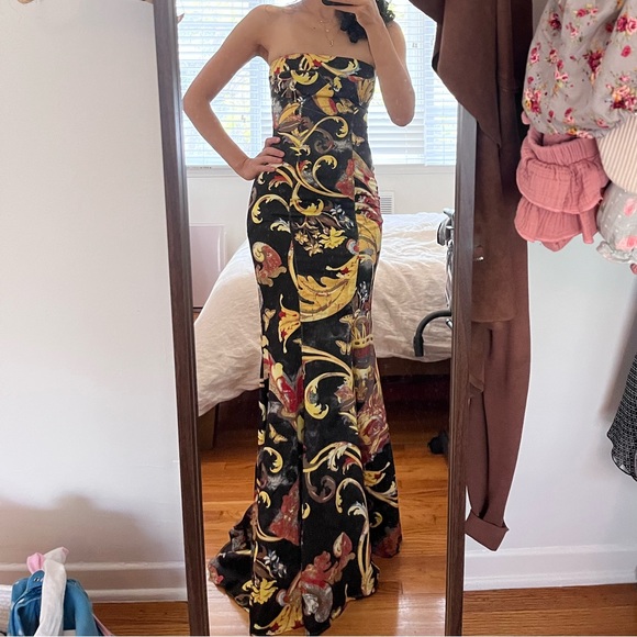 Just Cavalli Gown - Picture 12 of 12